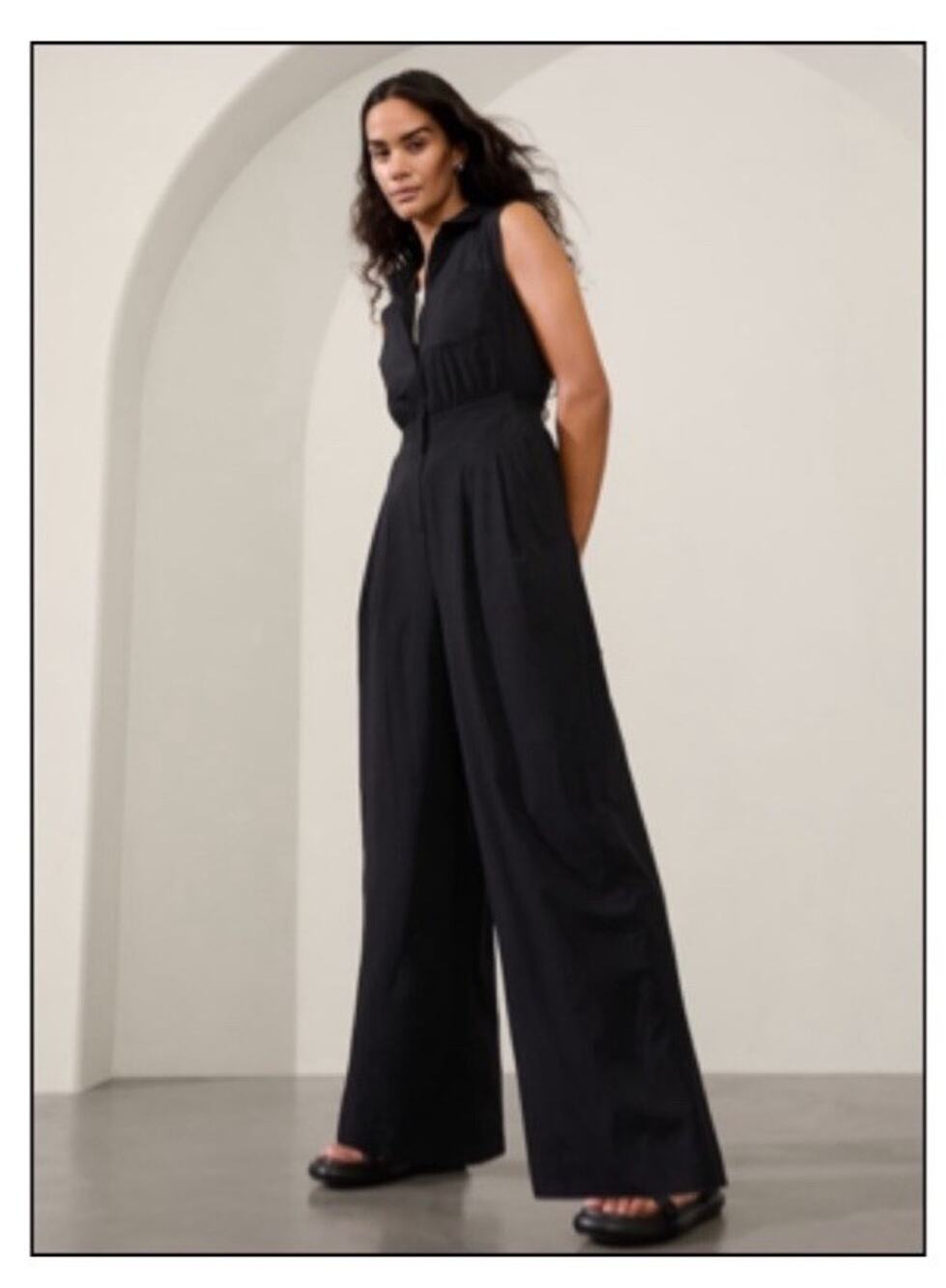 Athleta Jumpsuit Womens 12 Black Sleeveless Collared Pleated Wide Leg Zip Front